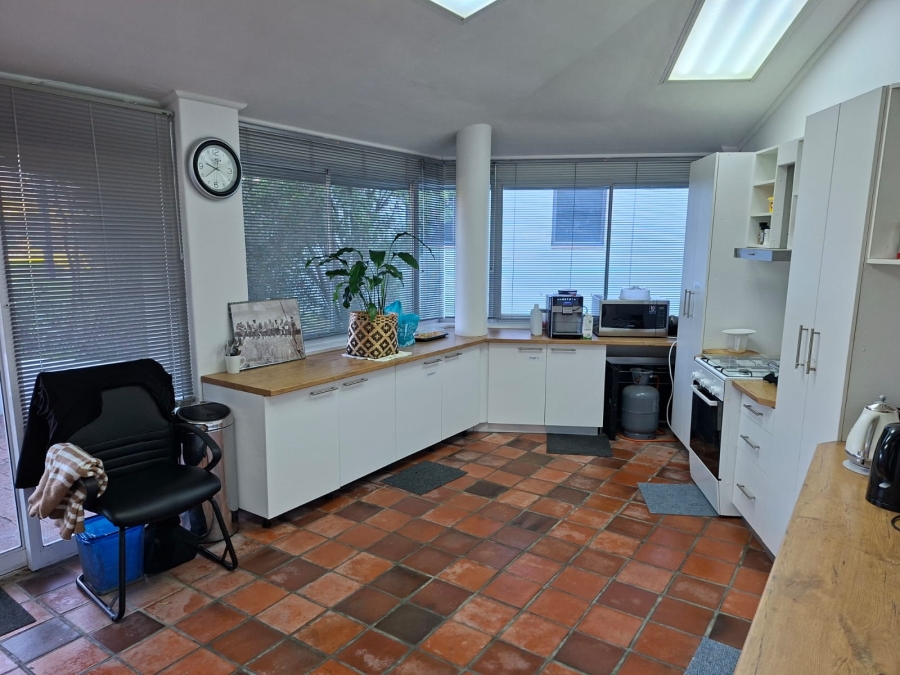 To Let Commercial Property for Rent in Techno Park Western Cape